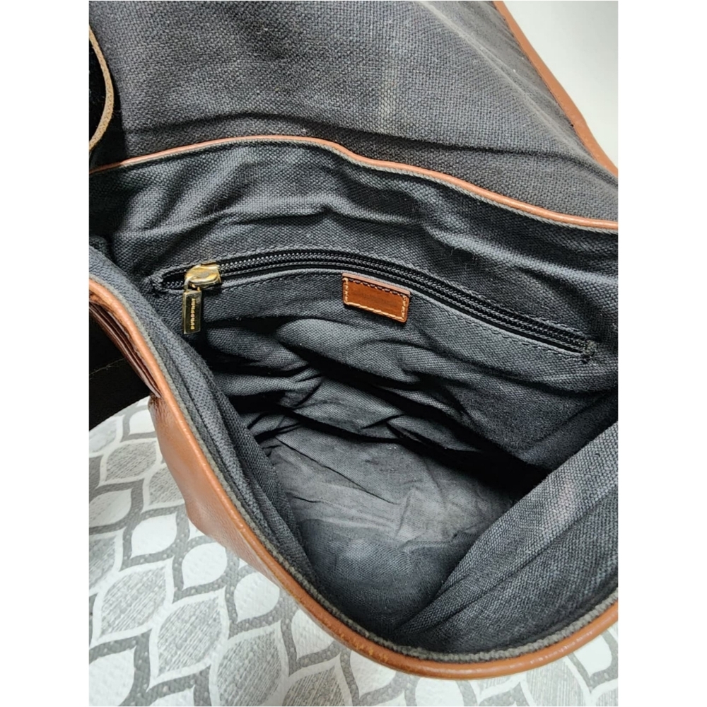 Burberry Vintage Haymarket Check Pebbled Messenger Bag Brown/Beige - Picture 15 of 15